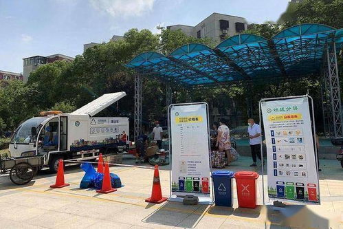 回收車開(kāi)進(jìn)小區(qū)，武漢垃圾分類不中斷